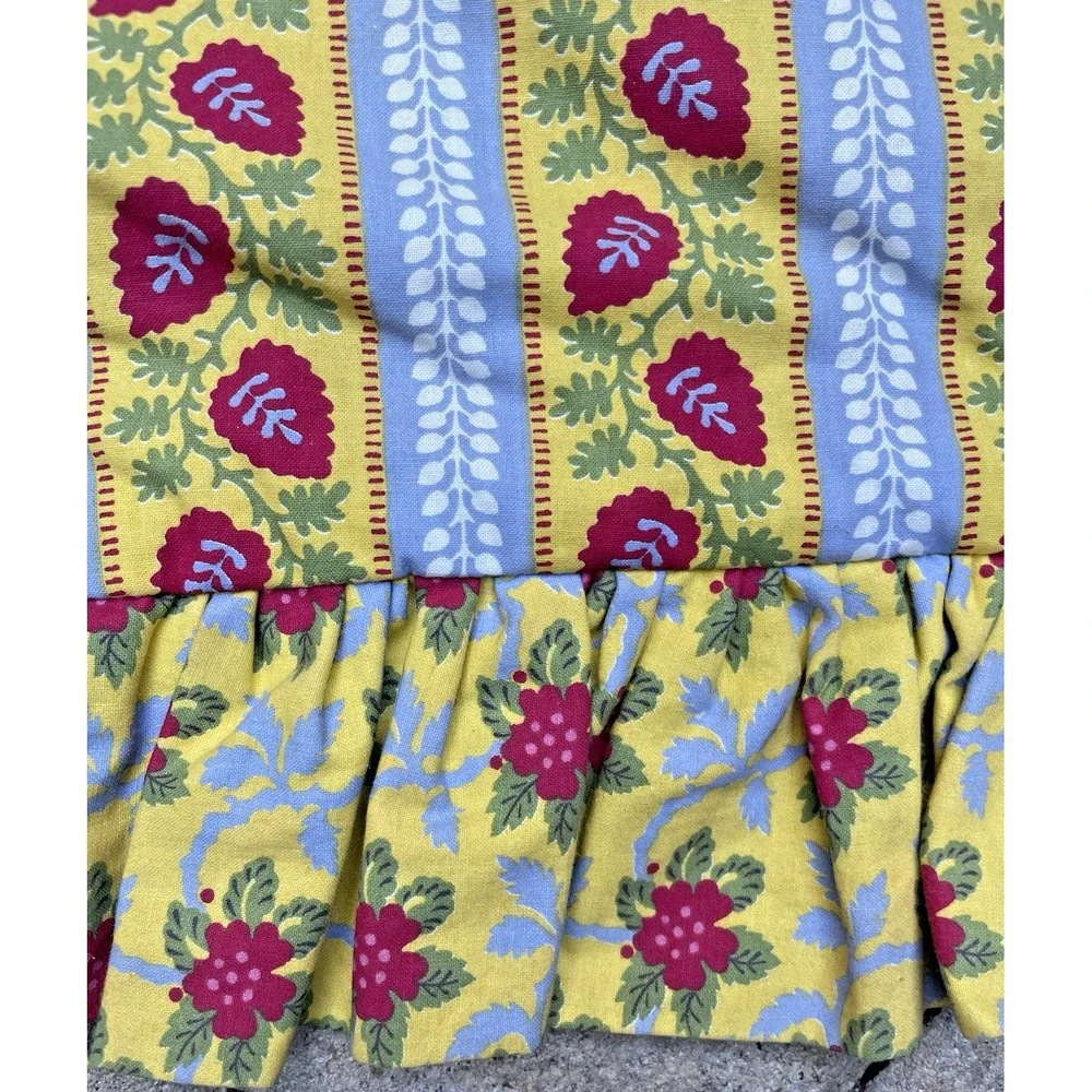 Set 2 Vintage  French Country Ruffled King‎ Size Pillow Shams Provence Style EUC